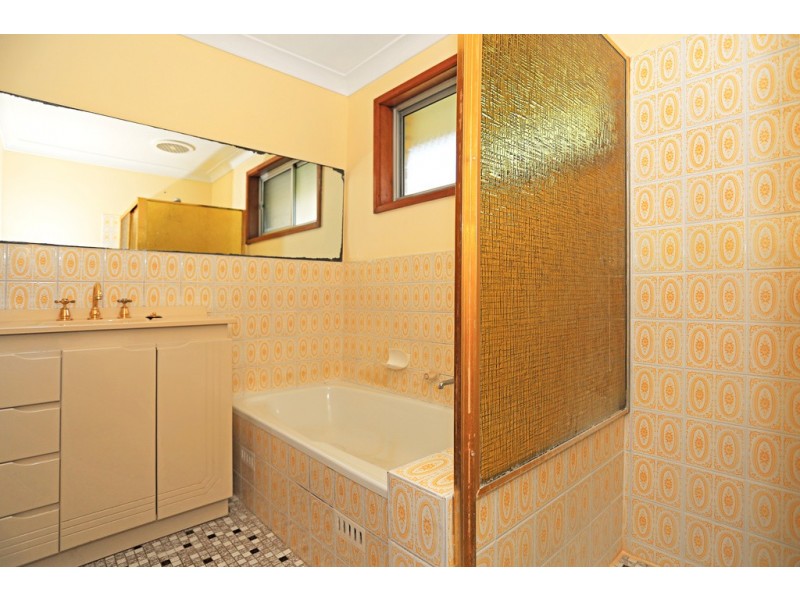 4 Pilbara Place, Grays Point NSW 2232