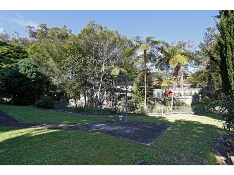 4 Pilbara Place, Grays Point NSW 2232