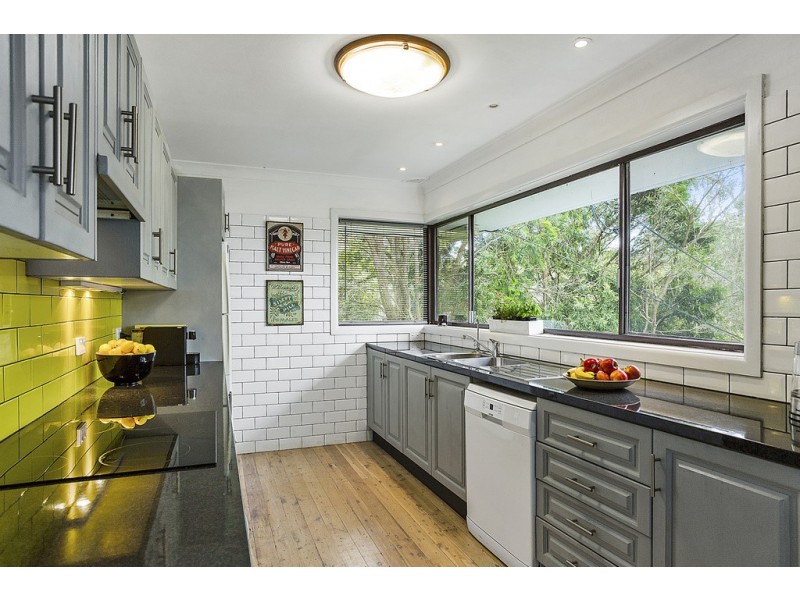 33 Marina Crescent, Gymea Bay NSW 2227