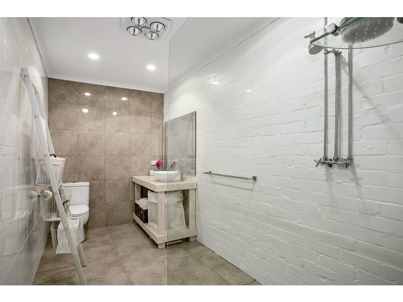 33 Marina Crescent, Gymea Bay NSW 2227