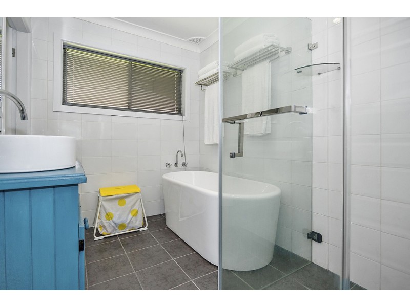 33 Marina Crescent, Gymea Bay NSW 2227