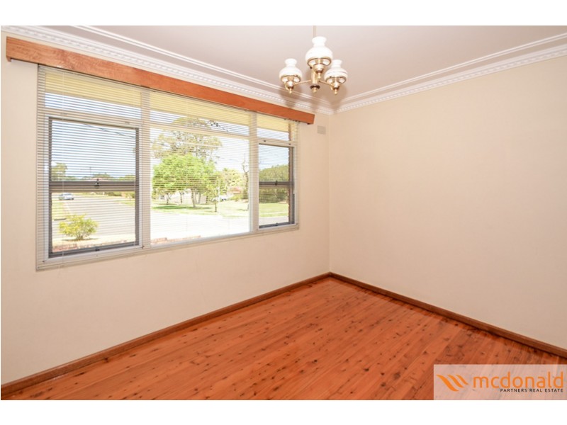 3 Balgang Ave, Kirrawee NSW 2232