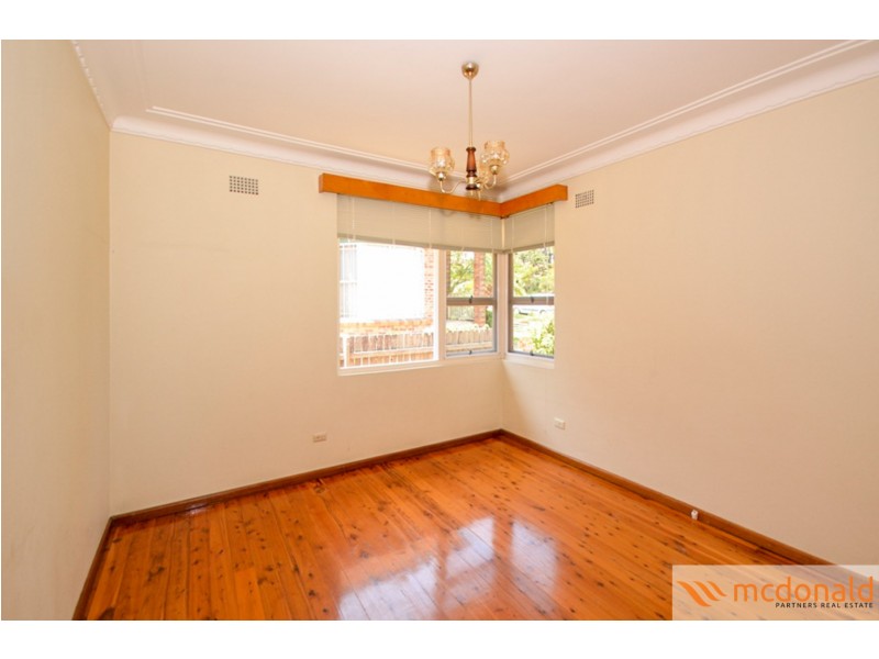 3 Balgang Ave, Kirrawee NSW 2232