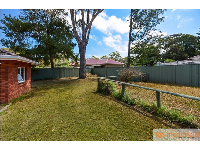 3 Balgang Ave, Kirrawee NSW 2232