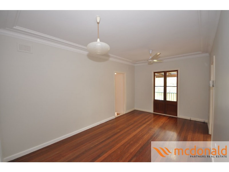 77 Arcadia Ave, Gymea Bay NSW 2227