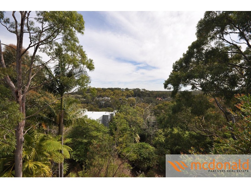 77 Arcadia Ave, Gymea Bay NSW 2227