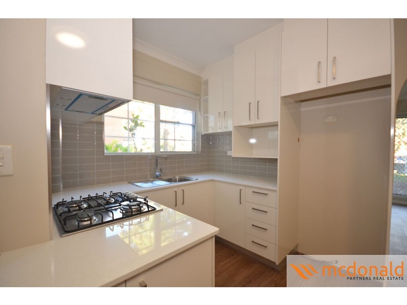 1/67 Flora Street, Kirrawee NSW 2232