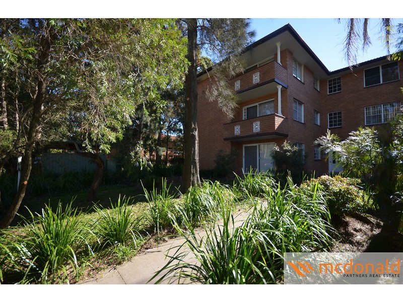 1/67 Flora Street, Kirrawee NSW 2232