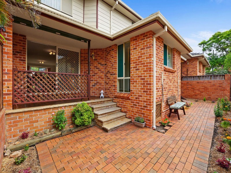 2/1 Moona Road, Kirrawee NSW 2232
