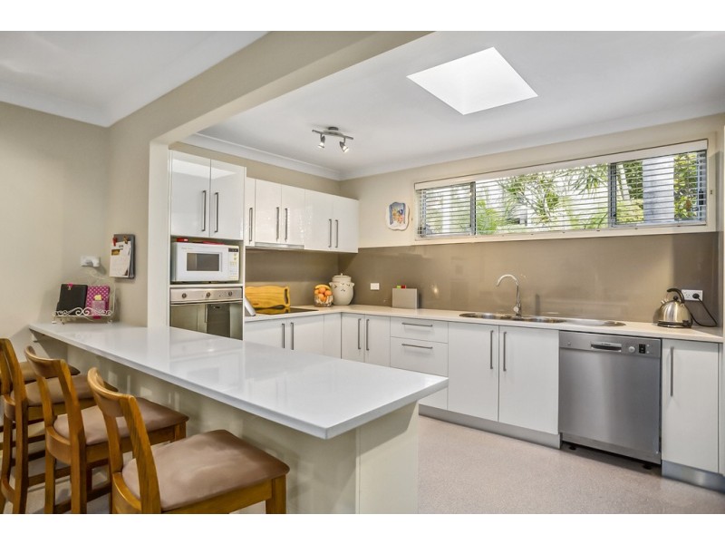 10 Glencoe Street, Sutherland NSW 2232