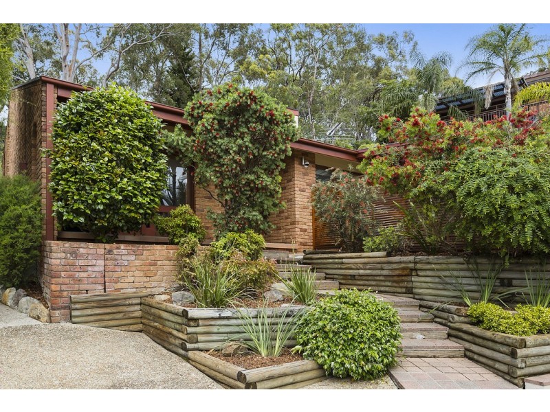 10 Tea Tree Place, Kirrawee NSW 2232