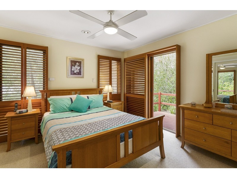 10 Tea Tree Place, Kirrawee NSW 2232