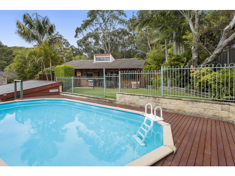 10 Tea Tree Place, Kirrawee NSW 2232