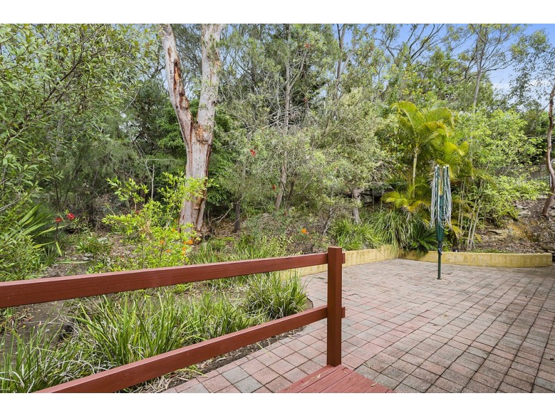 10 Tea Tree Place, Kirrawee NSW 2232