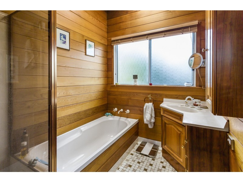 8 Darryl Place, Gymea Bay NSW 2227