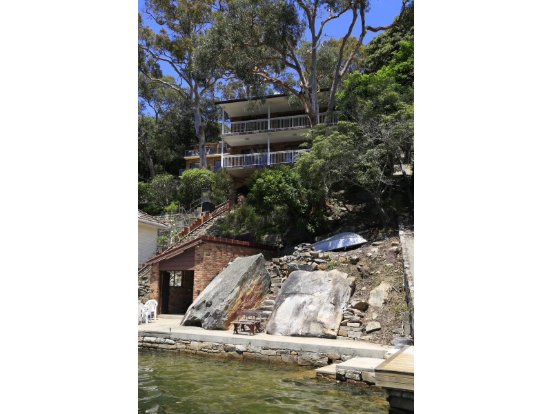 24 Goldfinch Place, Grays Point NSW 2232