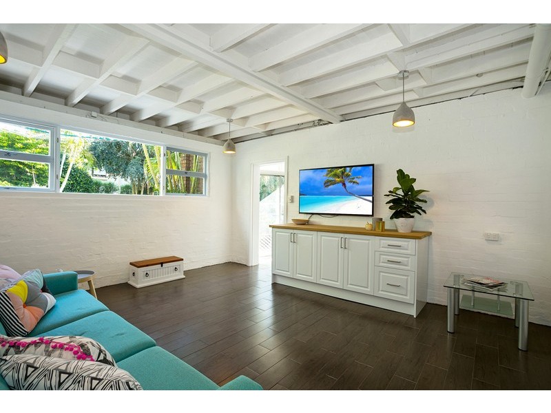 10 Ballar Avenue, Gymea Bay NSW 2227