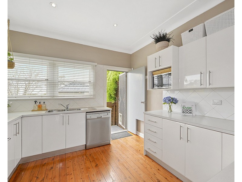 254 Gymea Bay Road, Gymea Bay NSW 2227