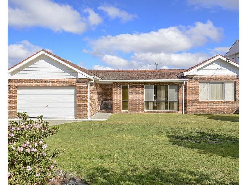 12 Warren Avenue, Grays Point NSW 2232