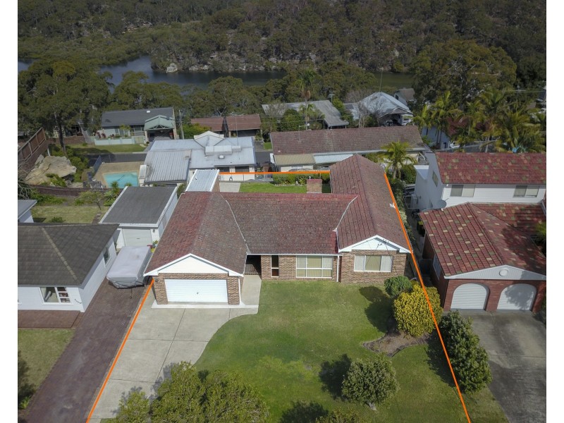 12 Warren Avenue, Grays Point NSW 2232