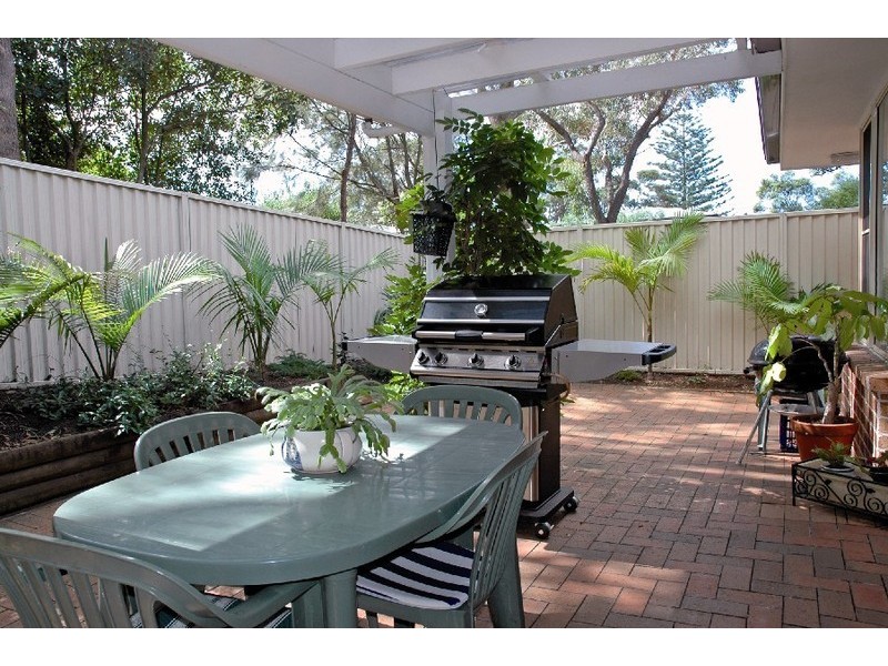 2/2c BURNT STREET, Seaforth NSW 2092