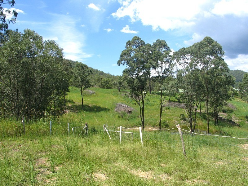 Mount Nathan QLD 4211