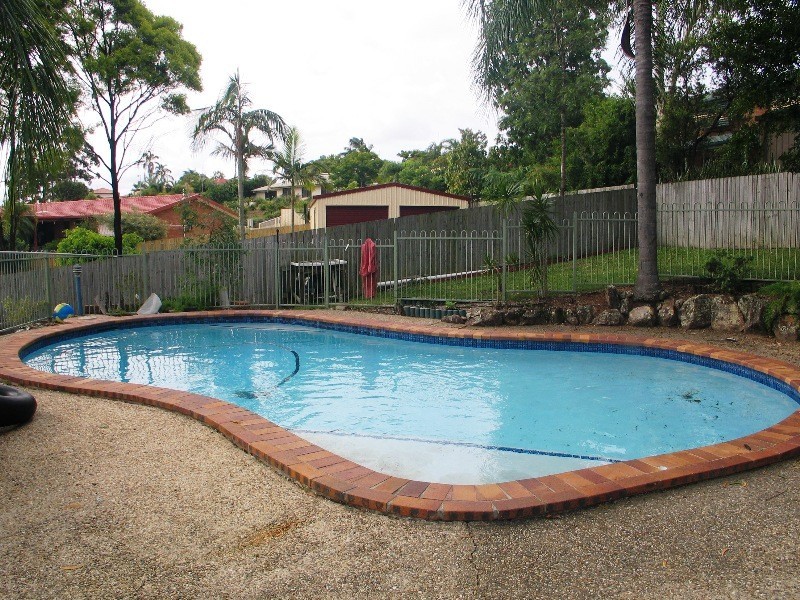 Highland Park QLD 4211