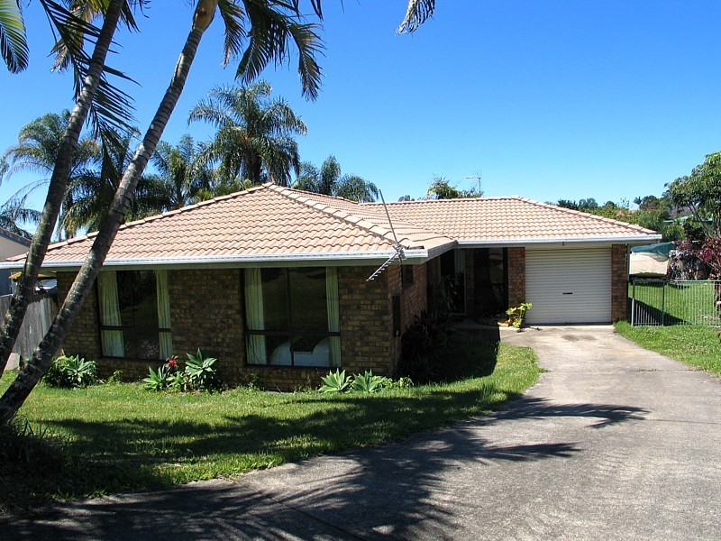 6 Remount Pl, Carrara QLD 4211