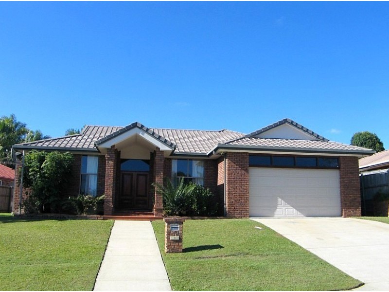 3 Elsemore Crt, Carrara QLD 4211