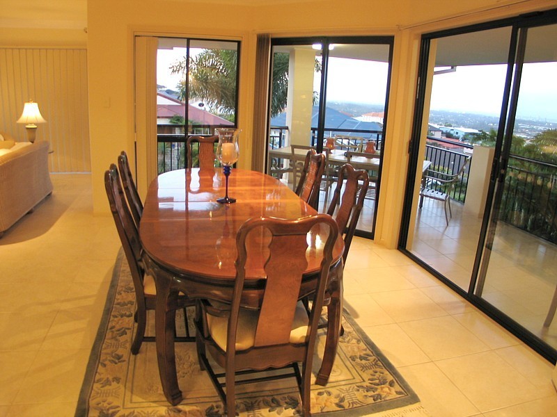 Highland Park QLD 4211