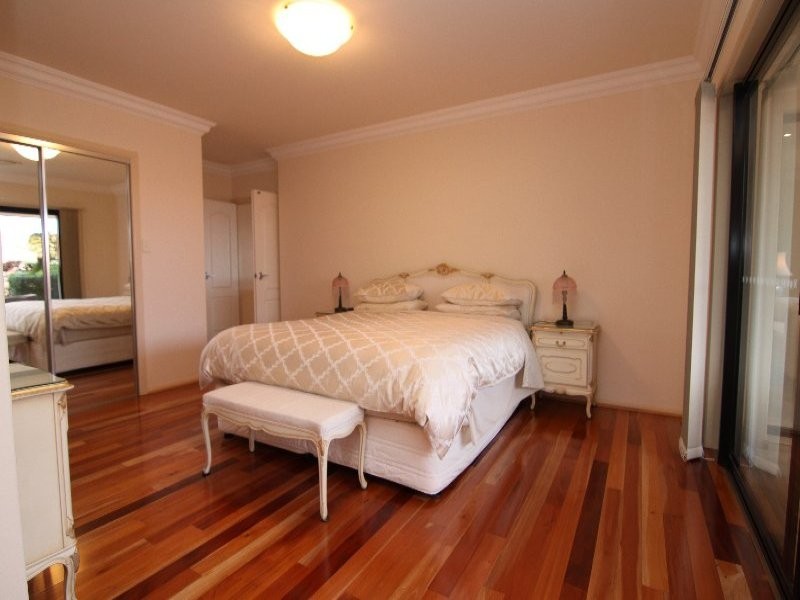 Highland Park QLD 4211