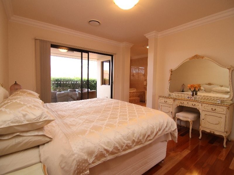 Highland Park QLD 4211
