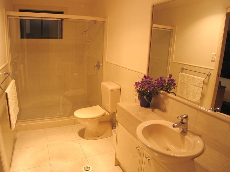 Highland Park QLD 4211
