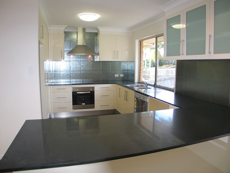 Highland Park QLD 4211