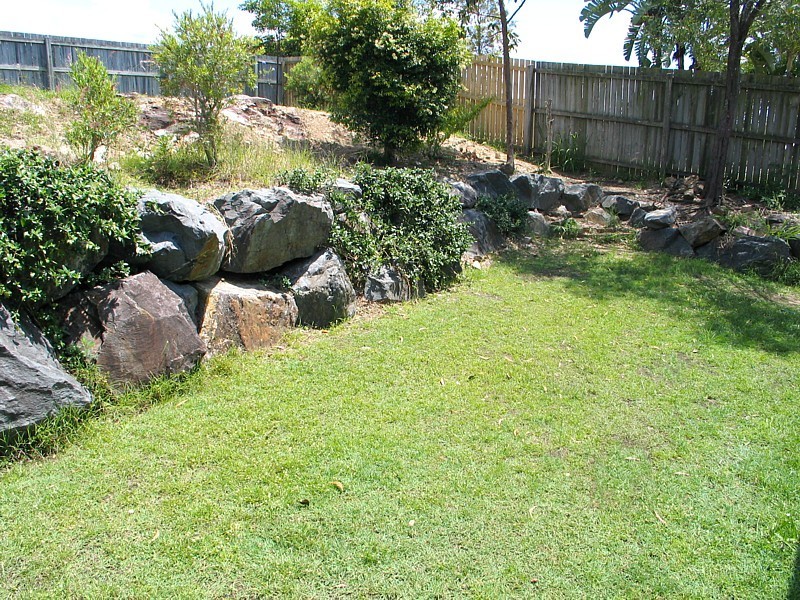13 Bards Crt, Nerang QLD 4211