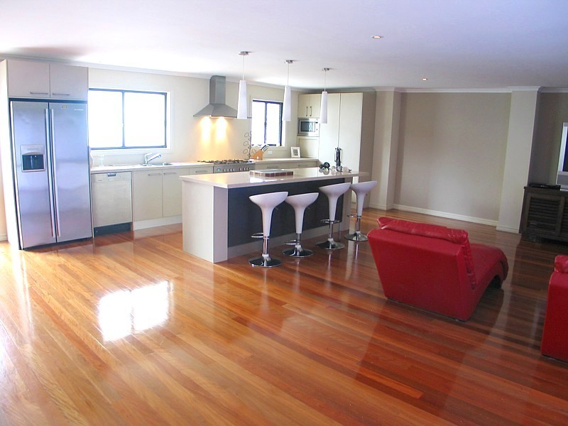 Carrara QLD 4211