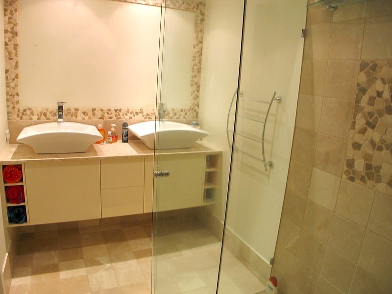Carrara QLD 4211