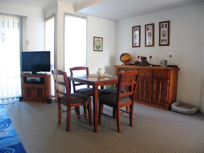 6/164 Alexander Drive, Highland Park QLD 4211