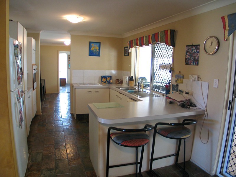 20 Bradstone Rd, Carrara QLD 4211