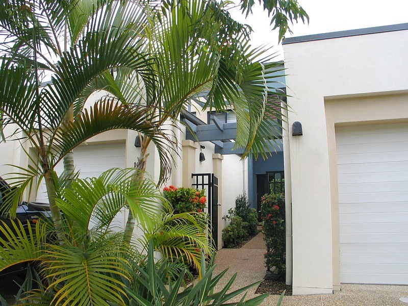 1051/1 The Cove, The Cove Cr, Carrara QLD 4211