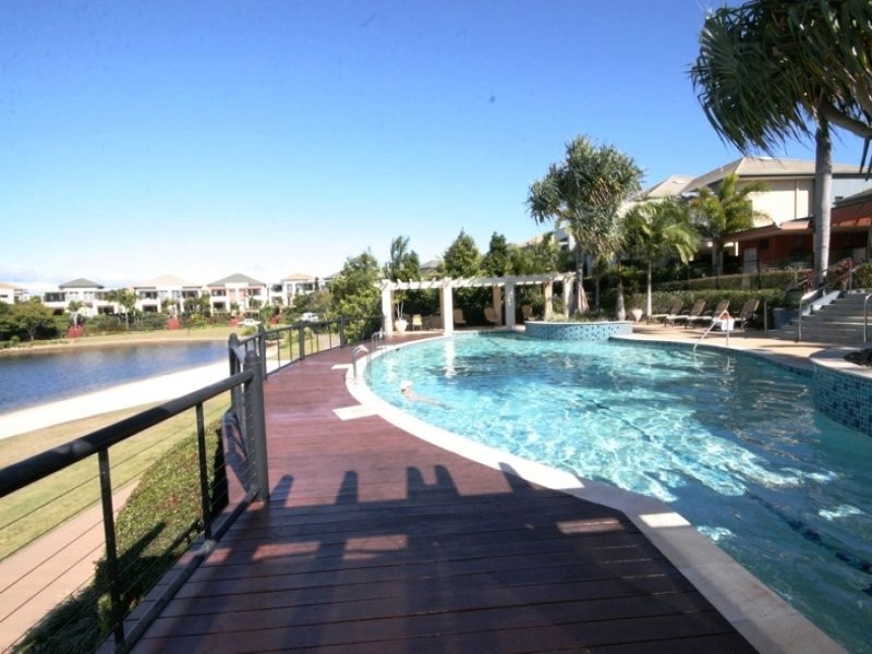 1051/1 The Cove, The Cove Cr, Carrara QLD 4211
