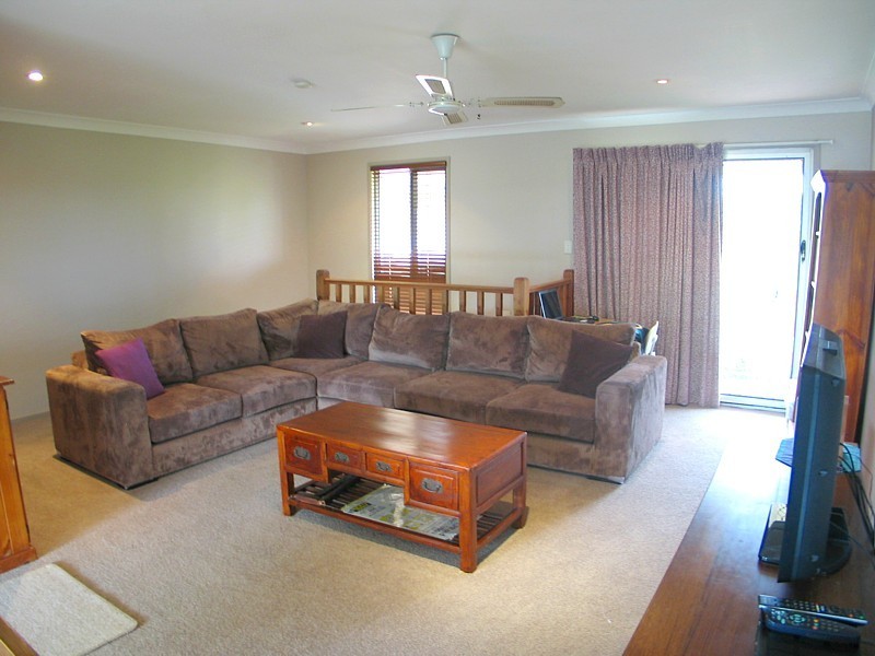 23 Murev Way, Carrara QLD 4211