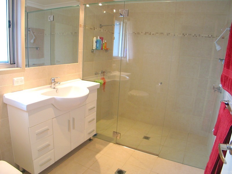 23 Murev Way, Carrara QLD 4211