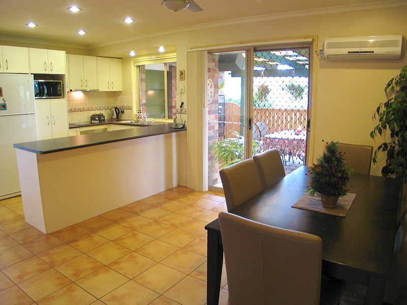 4 Glenn Crt, Worongary QLD 4213