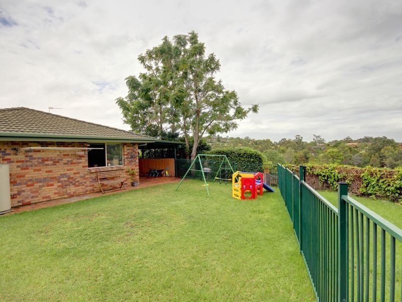 4 Glenn Crt, Worongary QLD 4213