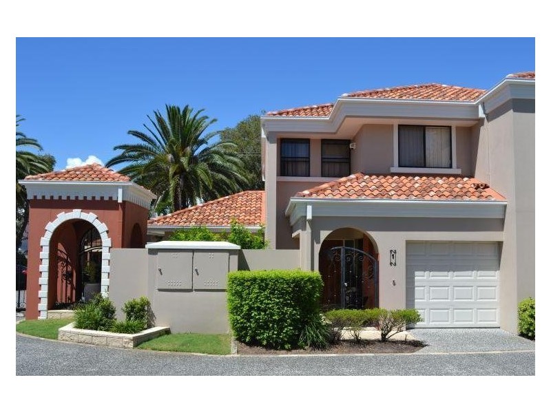 Surfers Paradise QLD 4217