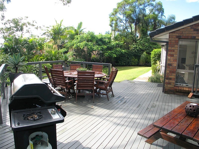 33 Woolmere Street, Carrara QLD 4211