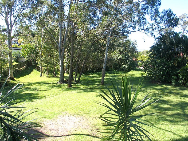 33 Woolmere Street, Carrara QLD 4211