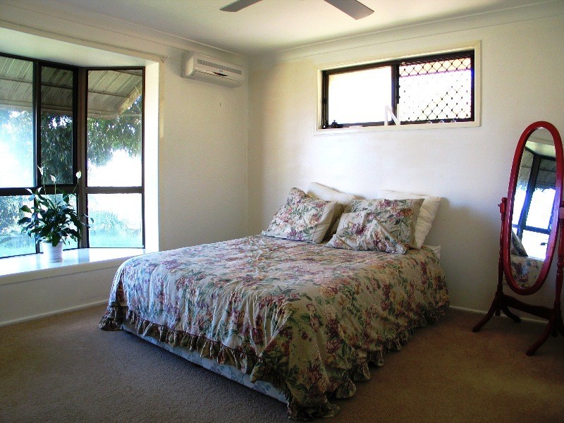 9 Matheson Court, Carrara QLD 4211
