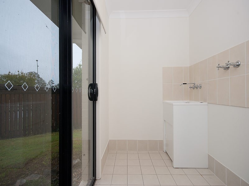 74 Harmsworth Road, Pacific Pines QLD 4211